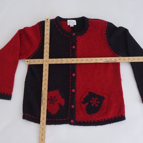 Vintage Christopher Banks Red Black Heart Mitton Cardigan Sweater Grandmacore L. - Picture 3 of 8